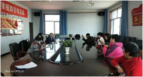 昭乌达南路街道西黑河村开展法律援助咨询活动技术服务